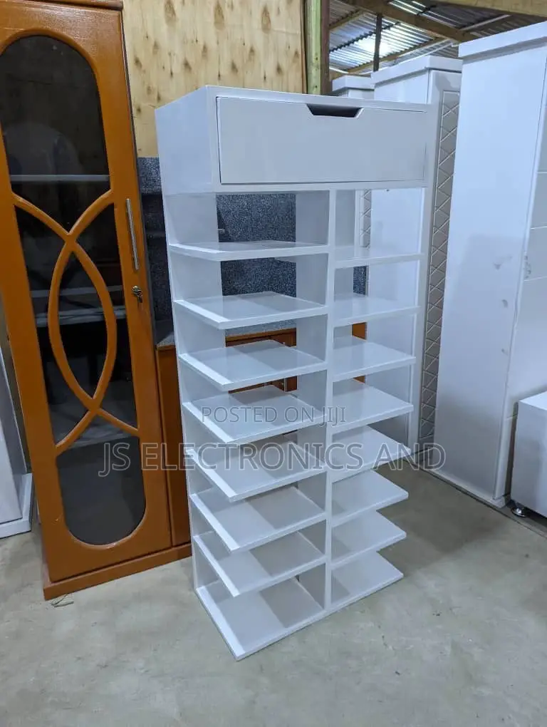 Shoe Rack Yenye Kioo Ina Droo Chini Ni Imara Sana