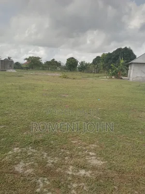 Eneo Sqmita 400 Linauzwa Milioni 6.5 Bombambili Njia Nne.