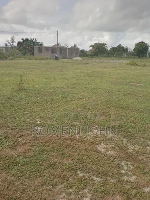 Eneo Sqmita 400 Linauzwa Milioni 6.5 Bombambili Njia Nne.