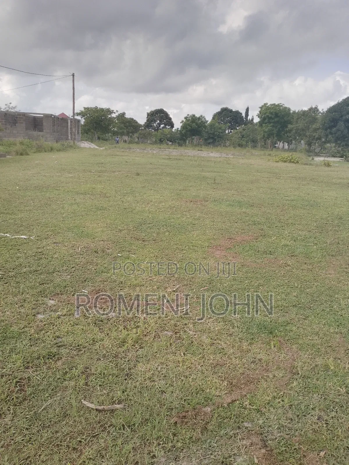 Eneo Sqmita 400 Linauzwa Milioni 7.5 Ukonga Bombambili.