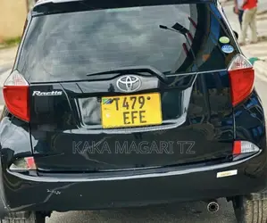 Toyota Ractis 2012 Black