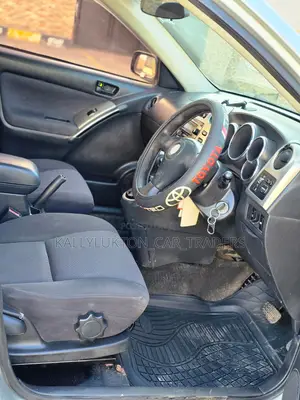 Toyota Voltz 2003 Silver