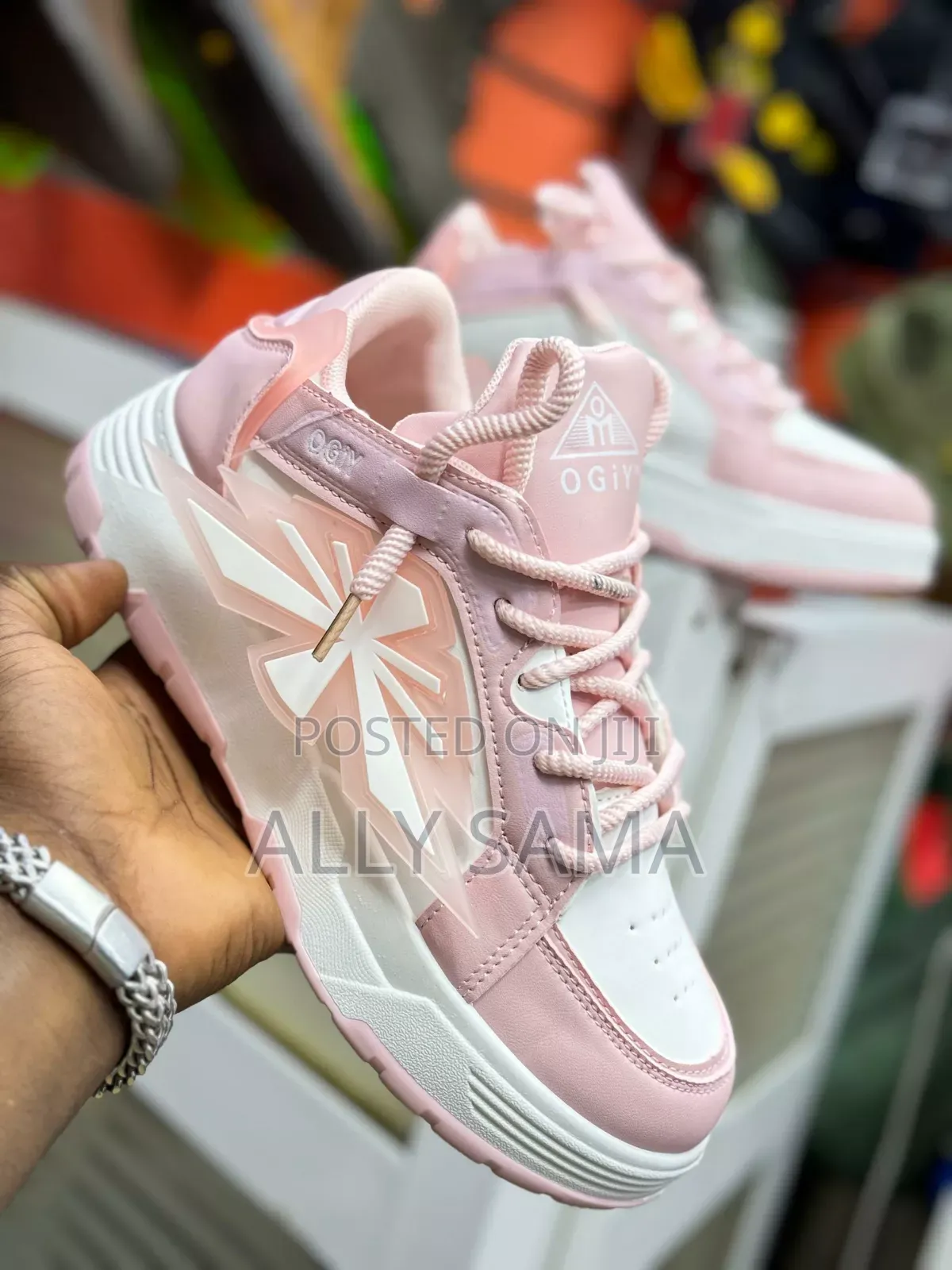 Unisex Sneakers Oeey