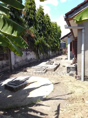 4bdrm House in Dalalipapaatzseven, Mbezi Beach for sale
