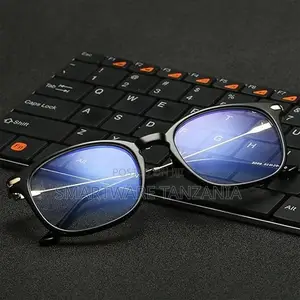 Computer Eyeglasses With Thin Reflective Lens, Antiglare