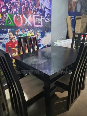 Dinning Table Viti 4 Bado Mpya