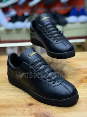 New Adidas Topanga