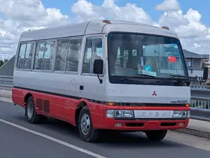 Mitsubishi Fuso Rosa 1998