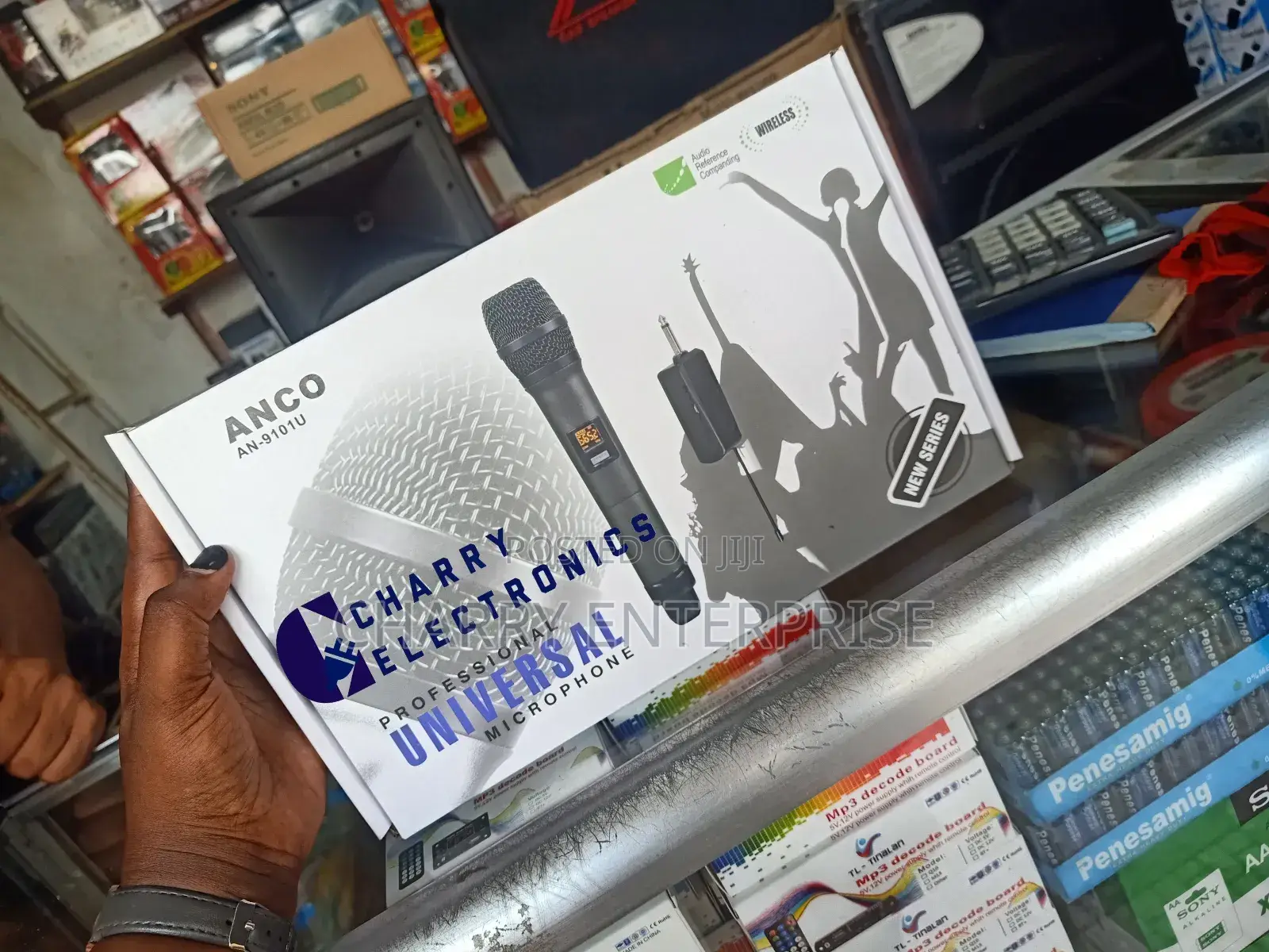 ANCO Wireless Professional Universal Microphone / Mic