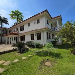 6bdrm House in Mbezi Beach Salasala, Kinondoni for sale
