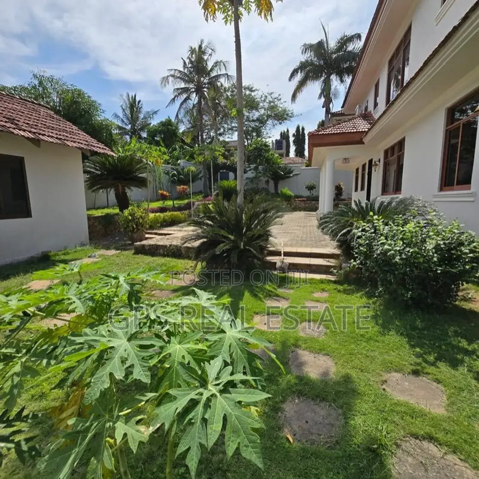 6bdrm House in Mbezi Beach Salasala, Kinondoni for sale