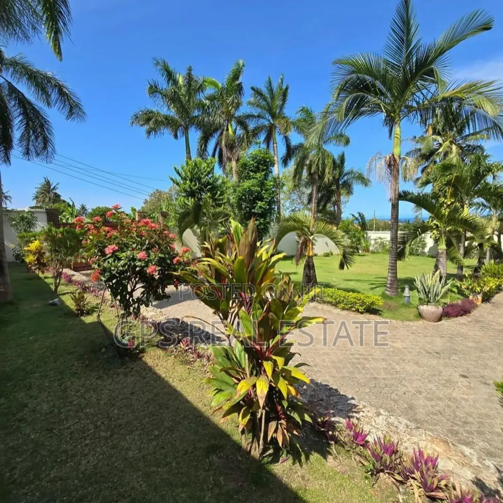 6bdrm House in Mbezi Beach Salasala, Kinondoni for sale