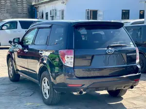 Subaru Forester 2.0D XS 2009 Gray
