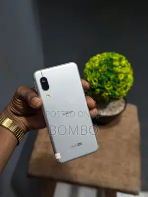 Sharp Aquos Sense 32 GB Silver