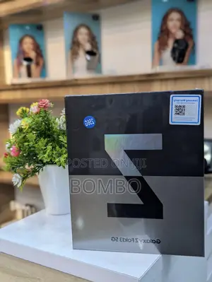New Samsung Galaxy Z Fold 3 256 GB Black