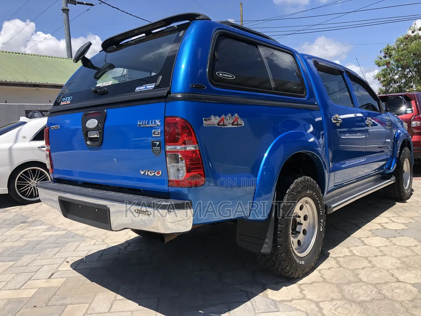 Toyota Hilux 2005 Blue