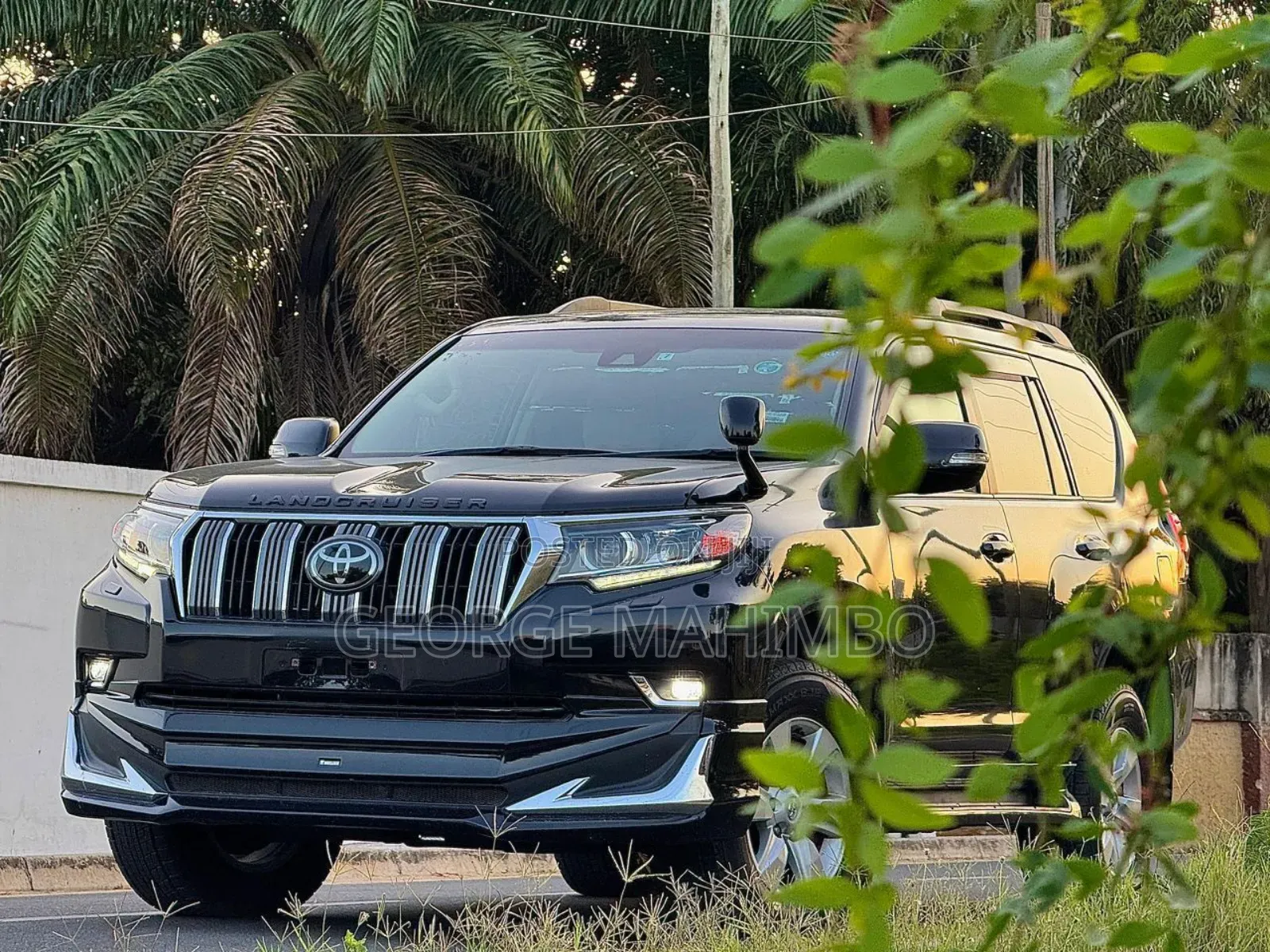 Toyota Land Cruiser Prado 2017 Black