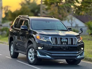 Toyota Land Cruiser Prado 2017 Black