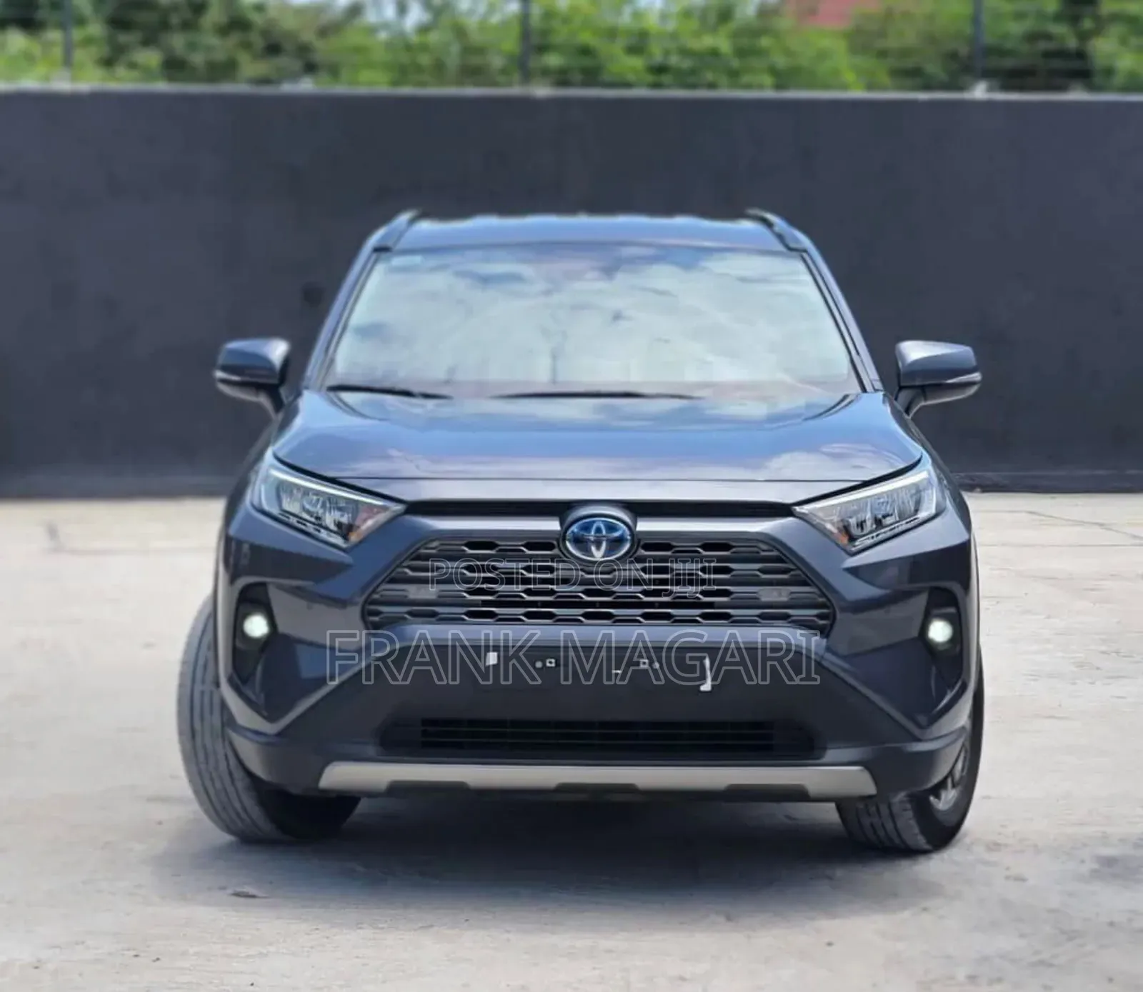 Toyota RAV4 2021 Gray