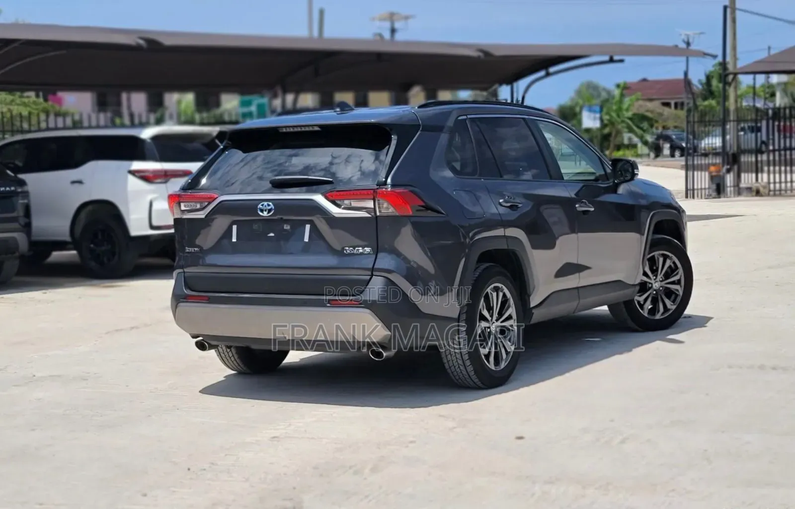 Toyota RAV4 2021 Gray