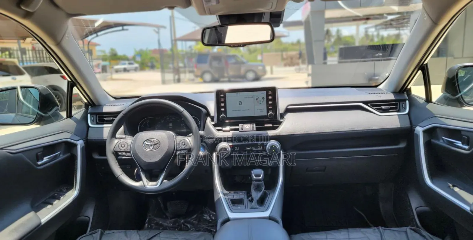 Toyota RAV4 2021 Gray