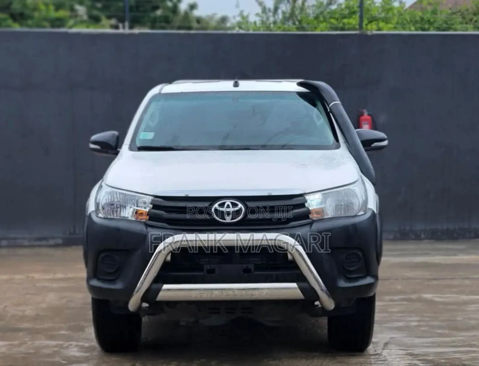 Toyota Hilux 2015 White