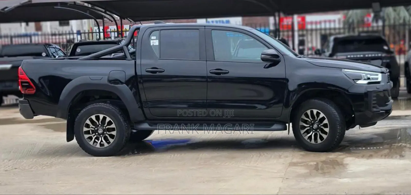 Toyota Hilux 2023 Black