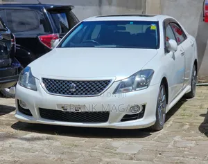 Toyota Crown 2008 White