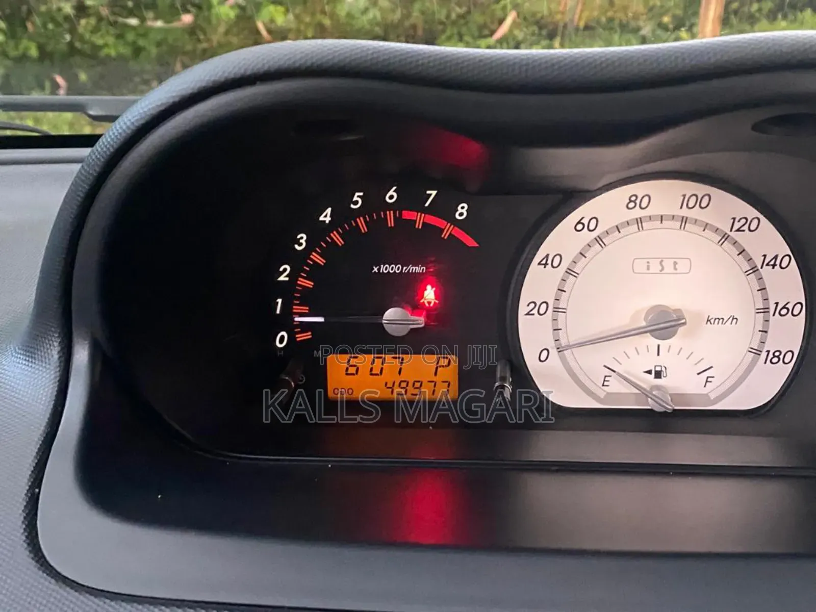 Toyota Sienta 2004 White
