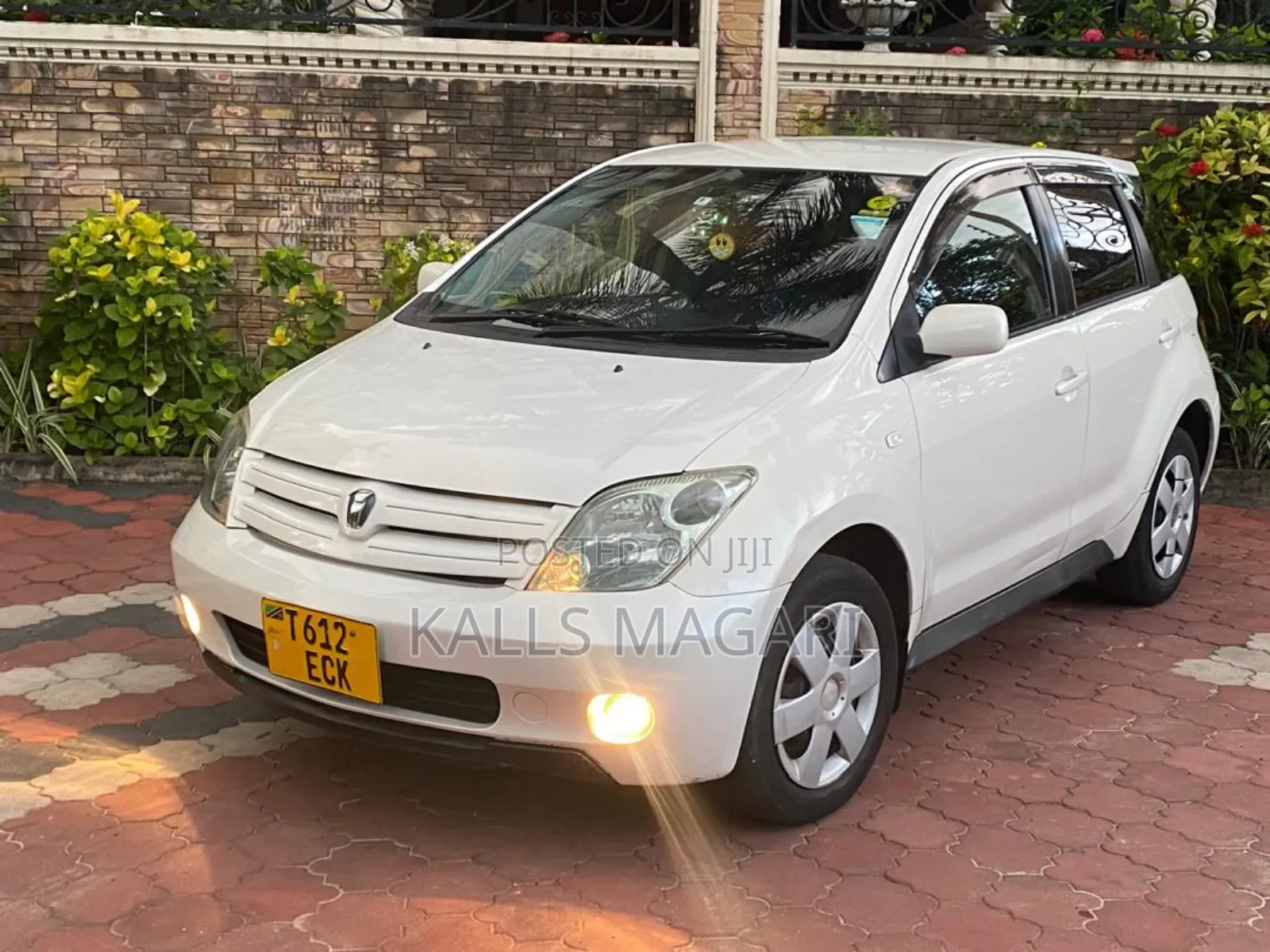 Toyota IST 2004 White