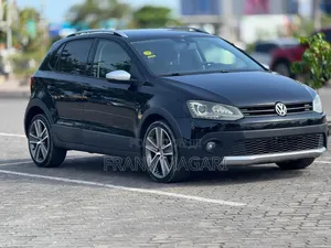 Volkswagen Polo 2011 Black
