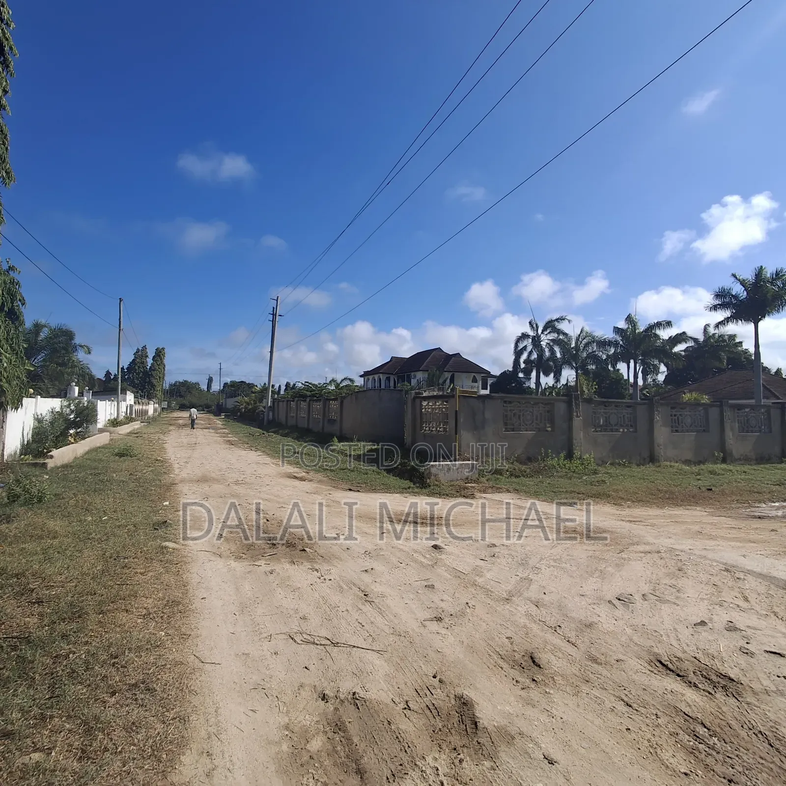Plot for Sale 1000 Sqms.
