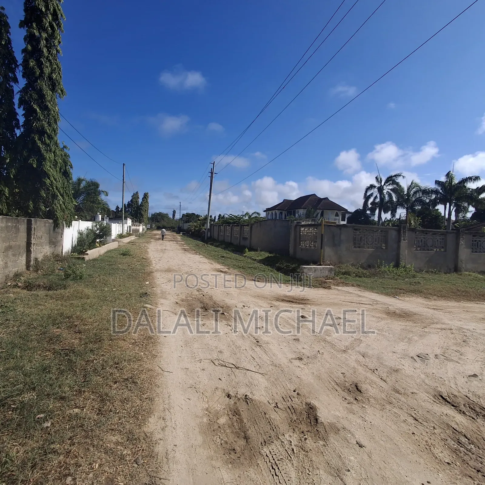 Plot for Sale 1000 Sqms.