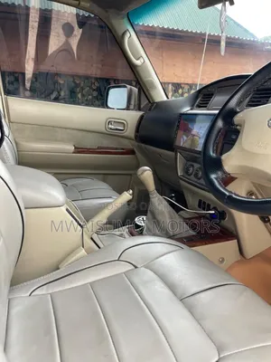 Nissan Patrol 2008 Gold