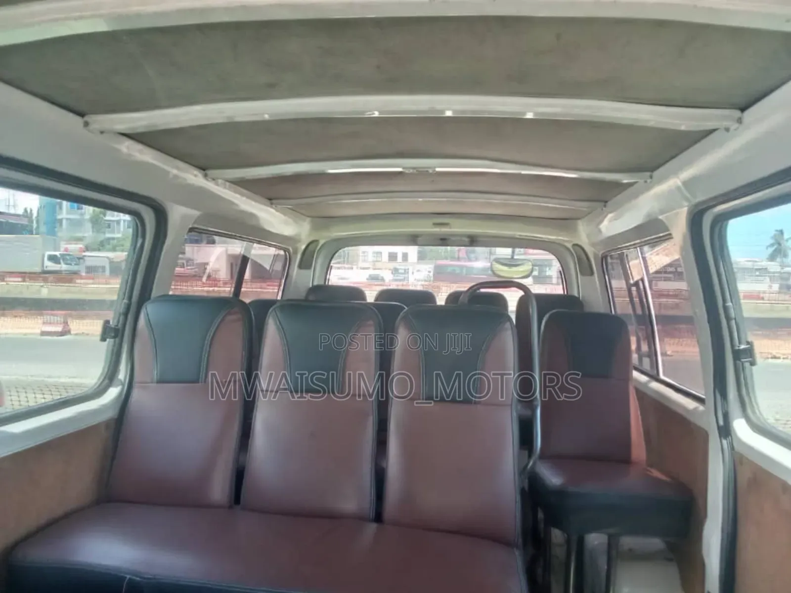 Isuzu Super 5100 2002 White