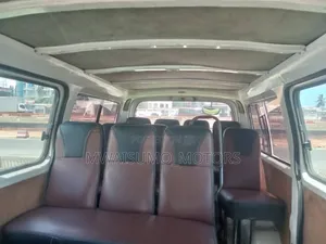 Isuzu Super 5100 2002 White