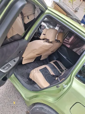 Toyota Ractis 2005 Green