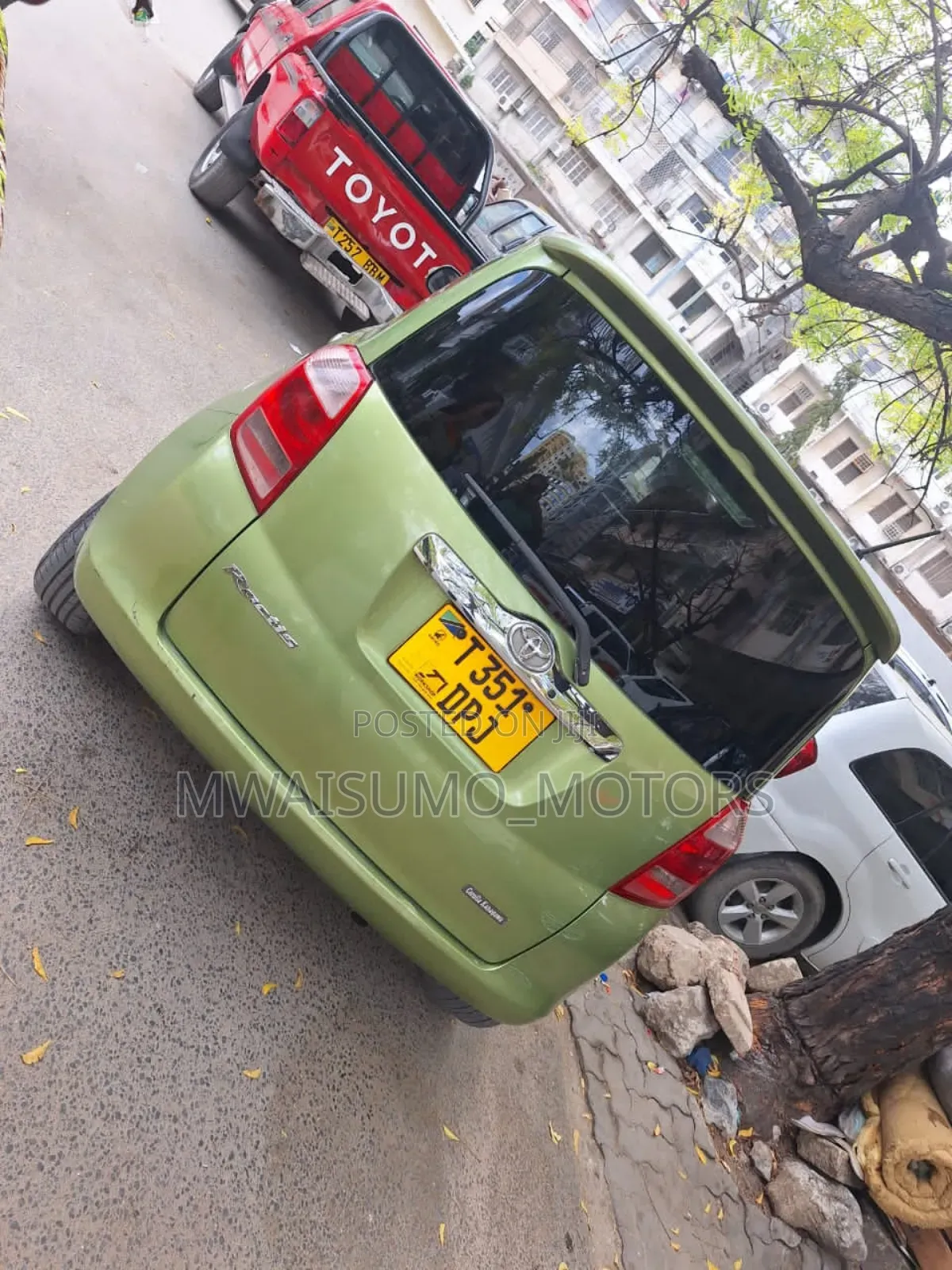 Toyota Ractis 2005 Green