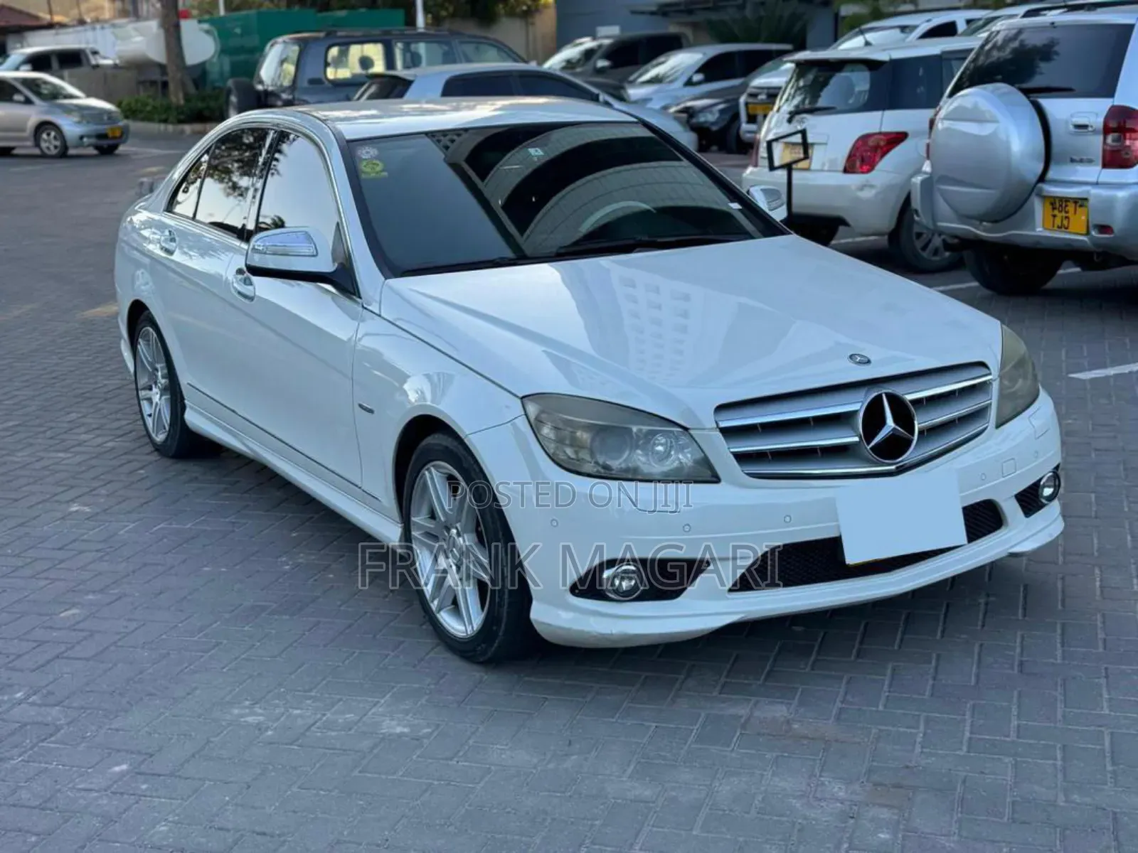 Mercedes-Benz C200 2009 White