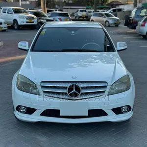 Mercedes-Benz C200 2009 White