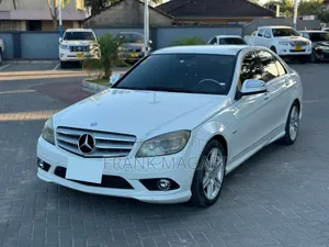 Mercedes-Benz C200 2009 White