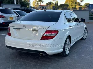 Mercedes-Benz C200 2009 White