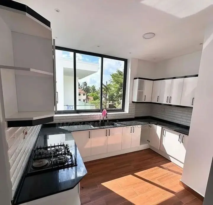 3bdrm Apartment in Mbezi Beach for rent