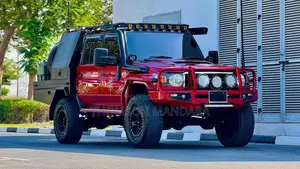 Toyota Land Cruiser 2013 Red
