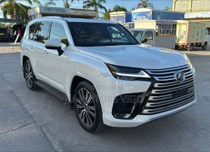 New Lexus LX 2023 White