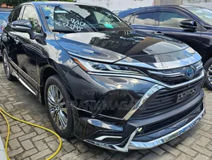 Toyota Harrier 2.5 Hybrid 2021 Black