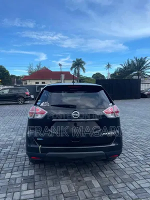Nissan X-Trail 1.6 Diesel FWD 2014 Black