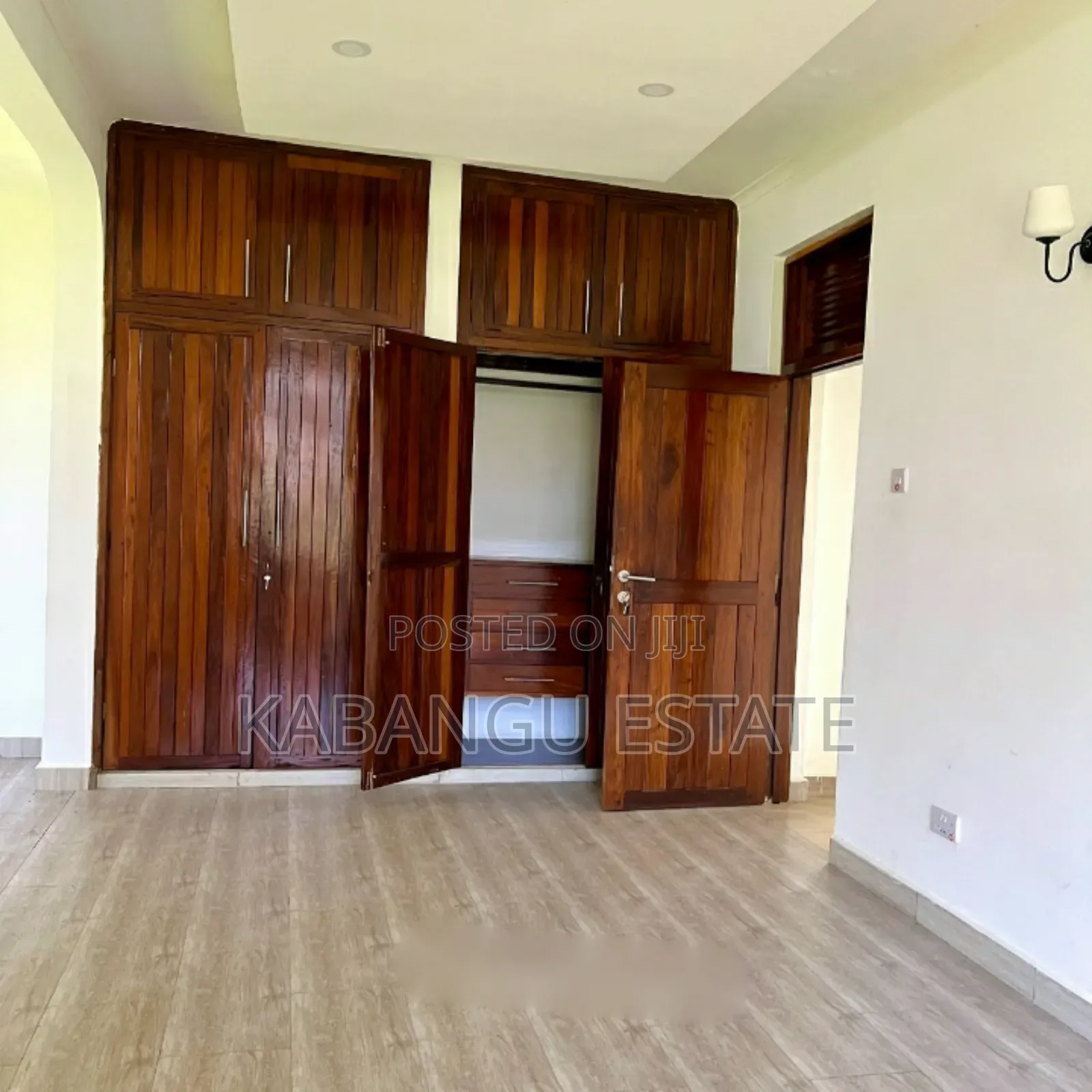 5bdrm House in Masaki for rent
