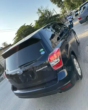 Subaru Forester 2014 Black