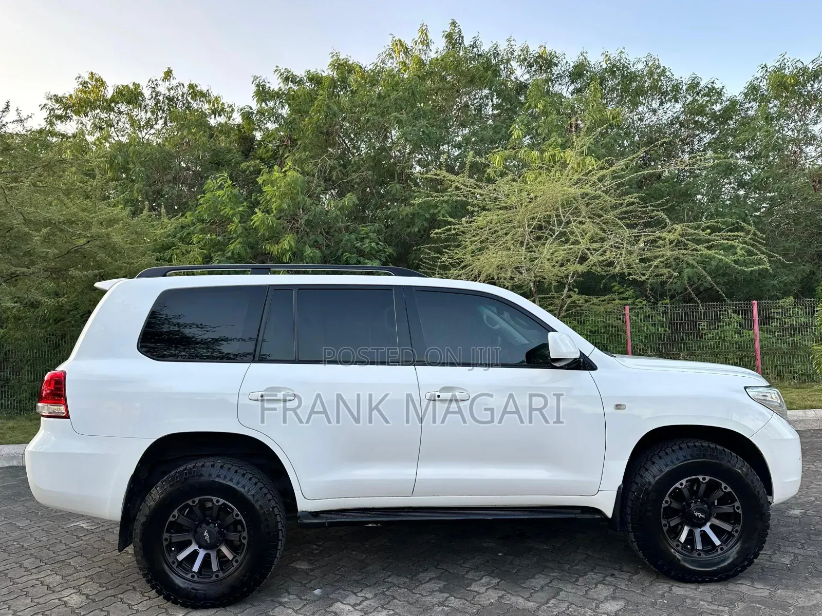Toyota Land Cruiser 2008 White